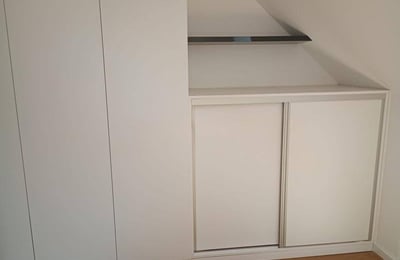 Rent of a bright two-level three-room apartment, 73 m², Belgrade, Serbia