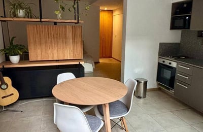 Alquiler de un estudio con patio, 50 m², Buenos Aires, Belgrano, Argentina