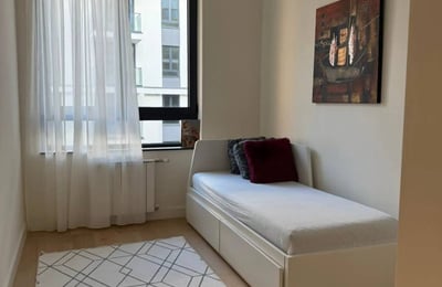 Alquiler de un apartamento moderno de tres habitaciones en un complejo residencial premium, 72 m², Belgrado, Belgrade Waterfront, Serbia