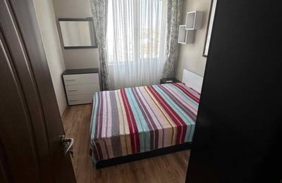 Alquiler de un apartamento amplio y luminoso, 113 m², Burgas, Bulgaria