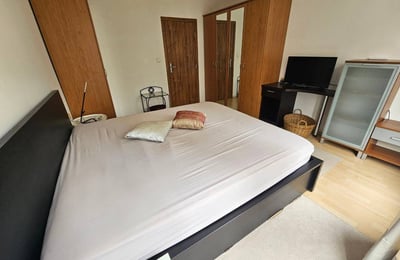 Alquiler de un apartamento de dos habitaciones cerca del mar, Burgas, Sarafovo, Bulgaria