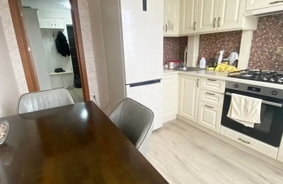 Location d’un appartement meublé de deux pièces, 54 m², Chișinău, Botanica, Moldavie