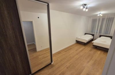 Rent of a spacious three-room apartment in a new building, 90 m², Belgrade, Voždovac, Serbia