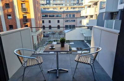 Rent of a modern two-room apartment with a balcony, 41 m², Kraków, Zabłocie, Poland