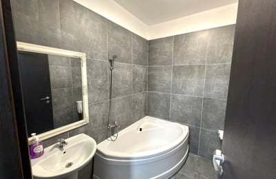 Аренда свежей двухкомнатной квартиры с автономным отоплением, Бухарест, сектор 6, Румыния