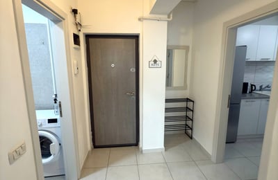 Miete einer hellen Zweizimmerwohnung, Bukarest, Sektor 6, Rumänien