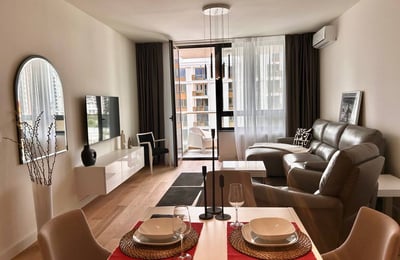 Alquiler de un apartamento completamente nuevo de dos habitaciones, 53 m², Belgrado, Belgrade Waterfront, Serbia