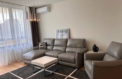 Alquiler de un apartamento completamente nuevo de dos habitaciones, 53 m², Belgrado, Belgrade Waterfront, Serbia