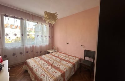 Rent of a cozy three-room apartment, Varna, Hristo Botev district, Bulgaria