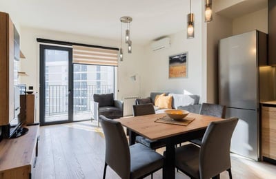 Alquiler de un apartamento moderno en el complejo residencial de clase premium BW Simfonija, 50 m², Belgrado, Belgrade Waterfront, Serbia