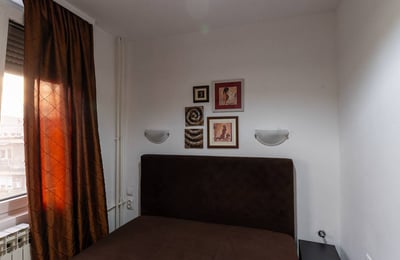 Rent of a two-room apartment in the historic city center, 42 m², Belgrade, Serbia
