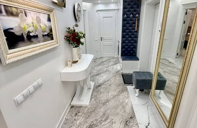 Location d’un appartement moderne et neuf de trois pièces en centre-ville, 90 m², Chișinău, Moldavie