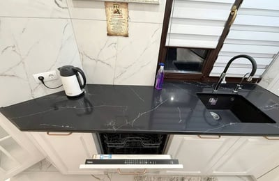 Location d’un appartement moderne et neuf de trois pièces en centre-ville, 90 m², Chișinău, Moldavie