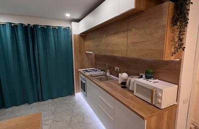 Miete komfortabler Zweizimmer-Apartments mit 50 m² in Tomis Plus, Constanța, Rumänien