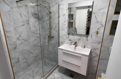 Miete komfortabler Zweizimmer-Apartments mit 50 m² in Tomis Plus, Constanța, Rumänien