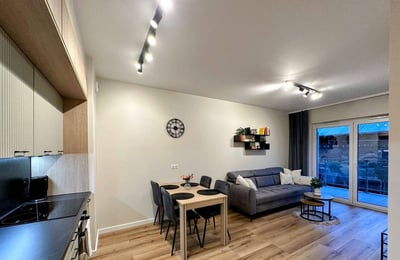 Miete einer modernen Dreizimmerwohnung mit 50 m² im Stadtteil Nadodrze, Breslau, Polen