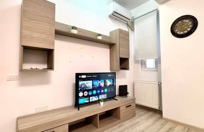 Miete einer hellen Zweizimmerwohnung, Sektor 6, Chiajna, Bukarest, Rumänien