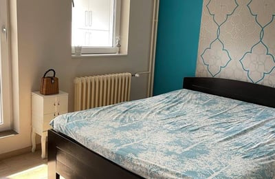 Rent of a three-room apartment, 72 m², near the park and the riverfront, New Belgrade, Belgrade, Serbia