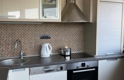 Rent of a three-room apartment, 72 m², near the park and the riverfront, New Belgrade, Belgrade, Serbia