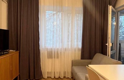 Alquiler de un estudio nuevo y amueblado, Bucarest, Rumanía