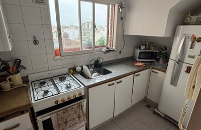 Аренда двухкомнатной квартиры с балконом без мебели, Буэнос-Айрес, Аргентина