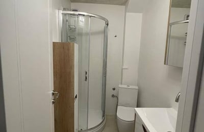 Location d’un appartement moderne de deux pièces de 52 m² en centre-ville, Belgrade, Serbie