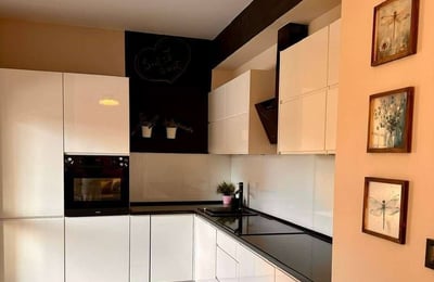 Rent of a modern two-room apartment, 52 m², with a private garden, Jelonki Południowe, Warsaw, Poland