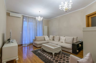 Аренда светлой трехкомнатной квартиры 100 м² в центре города, Белград, Сербия