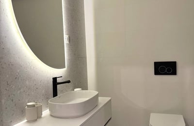 Rent of a new luxury two-room apartment, 50 m², in the city center, Bucharest, Romania