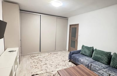 Rent of a comfortable two-room apartment, 65 m², Casa de Cultura, Constanța, Romania