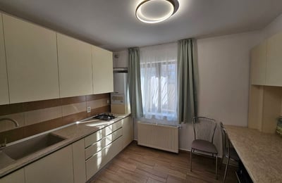 Miete einer komfortablen Dreizimmerwohnung mit 75 m² in Faleza Nord, Constanța, Rumänien