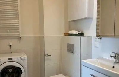 Miete einer hellen Wohnung mit 51 m² in Ruczaj, Krakau, Polen