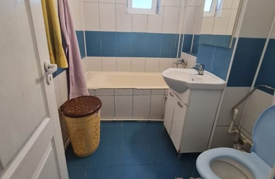 Rent of a comfortable 65 m² apartment in Faleza Nord, Constanța, Romania