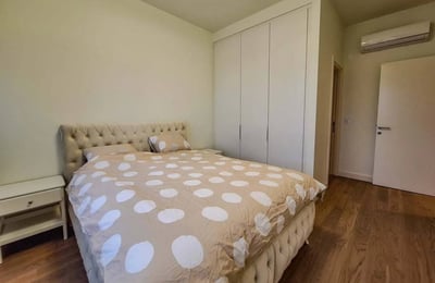 Rent of a stylish 3-room apartment, 80 m², BW Sole premium residential complex, Belgrade, Serbia