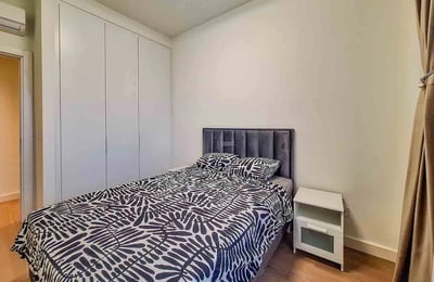 Rent of a stylish 3-room apartment, 80 m², BW Sole premium residential complex, Belgrade, Serbia