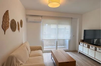 Аренда уютного и светлого пентхауса 45 м² в районе Altozano, Аликанте, Испания