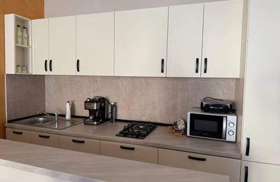 Rent of a comfortable 3-room apartment, 75 m², Mamaia, Constanța, Romania