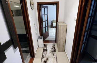 Аренда комфортной меблированной однокомнатной квартиры 40 м² в Tomis I, Констанца, Румыния