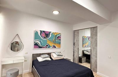 Miete einer komfortablen 2-Zimmer-Wohnung mit 70 m² in Meeresnähe in Mamaia, Constanța, Rumänien