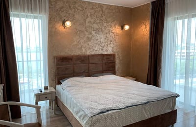 Rent of a comfortable 2-room apartment, 65 m², with a terrace and lake view in Mamaia Nord, Romania