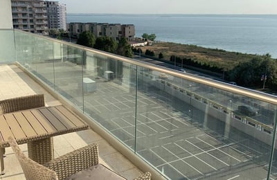 Rent of a comfortable 2-room apartment, 65 m², with a terrace and lake view in Mamaia Nord, Romania