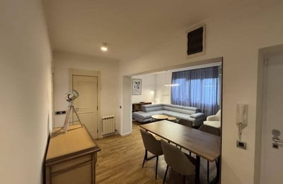 Rent of a bright 3-room apartment, 65 m², newly renovated, Vračar, Belgrade, Serbia