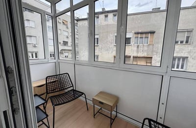 Rent of a bright 3-room apartment, 65 m², newly renovated, Vračar, Belgrade, Serbia