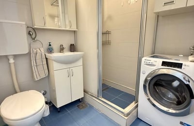 Rent of a bright 1-room apartment, 43 m², in the center of Belgrade, Serbia