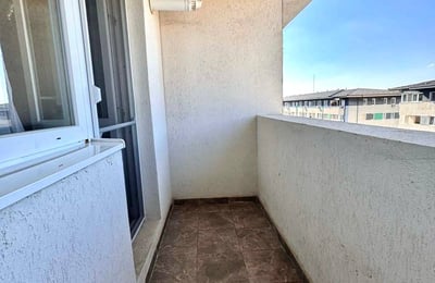 Rent of a cozy and bright 2-room apartment in Sector 6, Bucharest, Romania