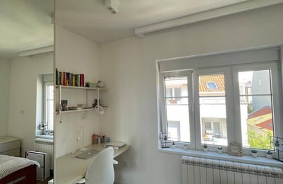 Аренда стильной, светлой двухкомнатной квартиры, 56 м², в центре Врачара, Белград, Сербия