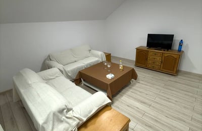 Аренда комфортной квартиры со свежим ремонтом, Бухарест, сектор 6, Кьяжна, Румыния