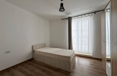 Аренда современной трёхкомнатной квартиры в Blue Residence Sanpetru, Брашов, Румыния