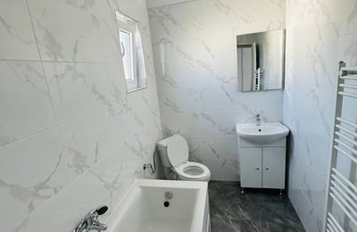 Аренда современной квартиры с 2 спальнями, Санпетру, Брашов, Румыния