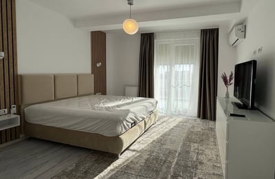 Miete einer neuen, geräumigen Wohnung, 81 m², Roșu, Rumänien